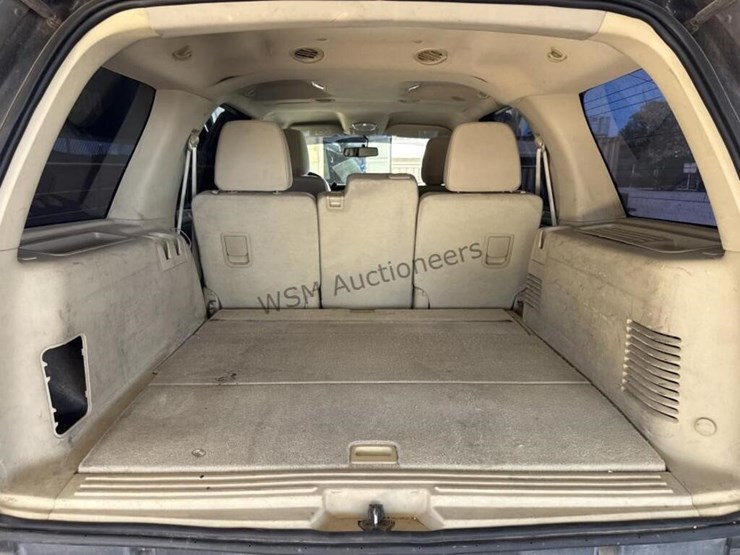 2015-ford-expedition-image-11