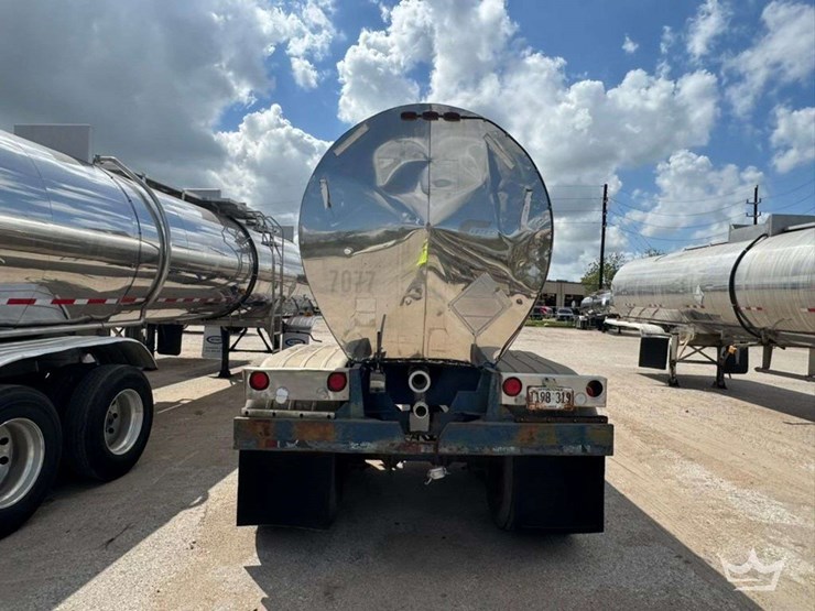 1977-butler-tanker-image-6