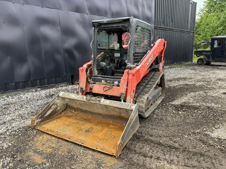 2021-kubota-svl65-2-image-8