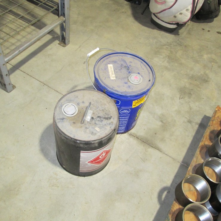 #45027 • Lot of (1) 5gal Jug of Parts Washer Solvent, & (1) 5gal Jug of Lacquer Thinner INV#45027