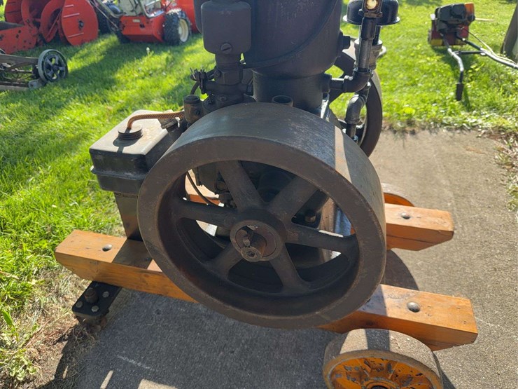 cushman-engine-image-11