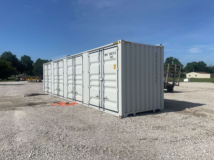 high-cube-shipping-container-with-side-access-doors-image-3
