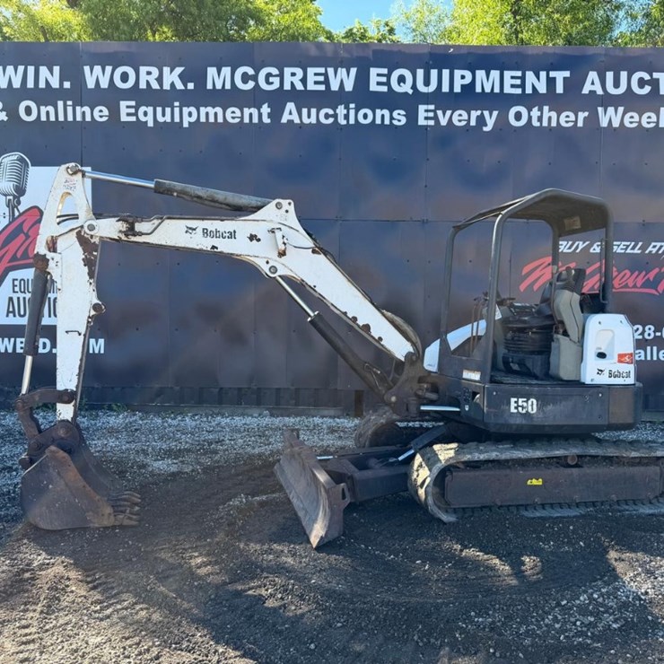 BOBCAT E50