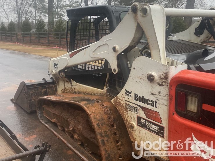 2019-bobcat-t590-image-2