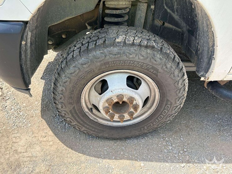 2018-dodge-3500-image-32