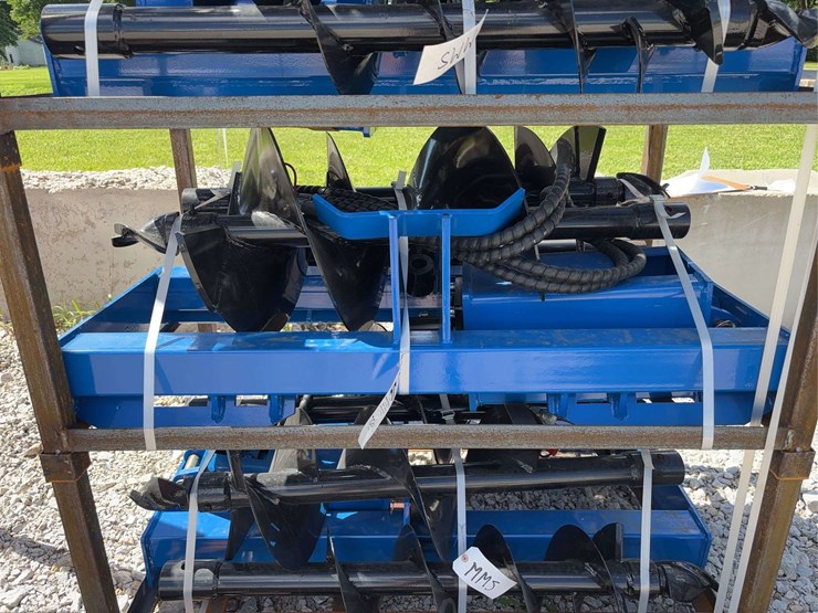 giyi-hydraulic-earth-auger-attachment-image-1