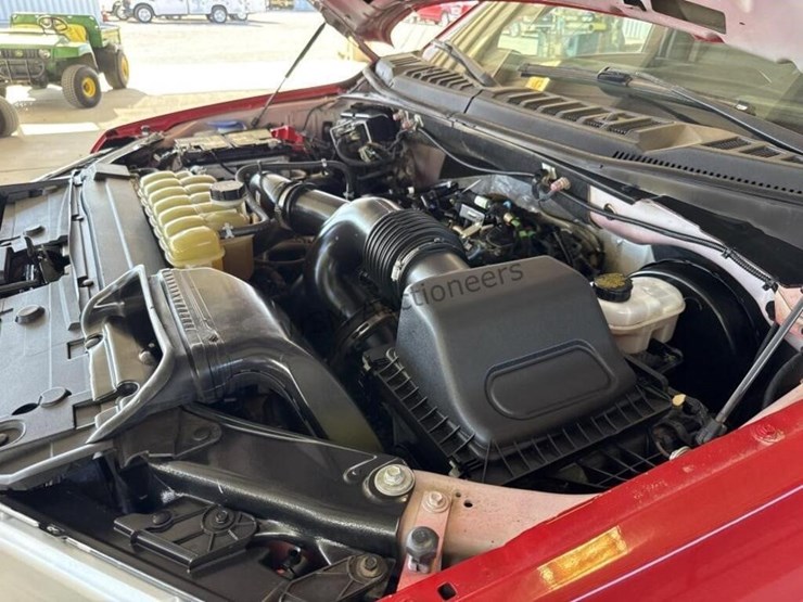 2019-ford-f150-image-12