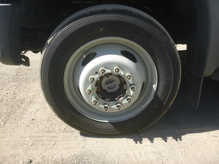 2013-ford-f550-image-26