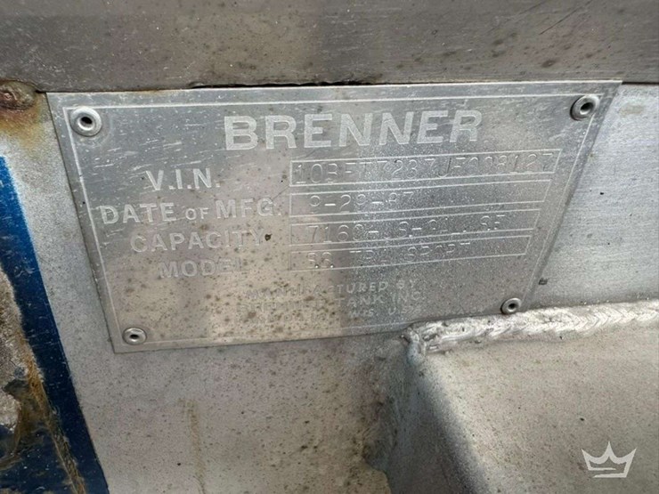 1984-brenner-tank-inc.-6,900-gallon-t/a-chemial-tanker-trailer-image-8