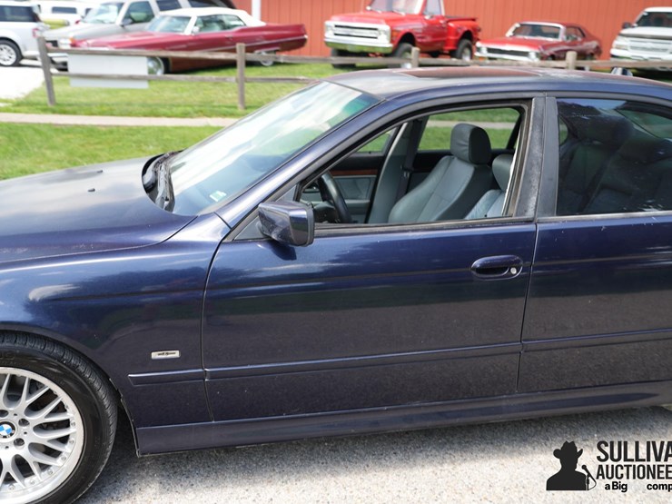 run-#228---2003-bmw-530i-sedan-image-14