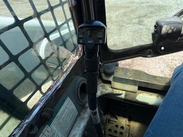 bobcat-t300-image-27