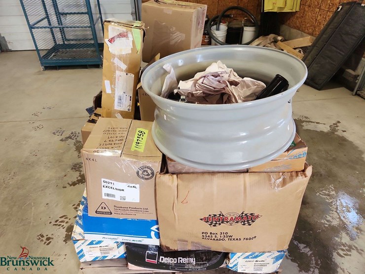 pallet-of-misc.-automotive-parts/accessories-image-2
