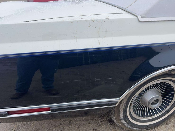 1979-lincoln-continental-mark-v-image-37