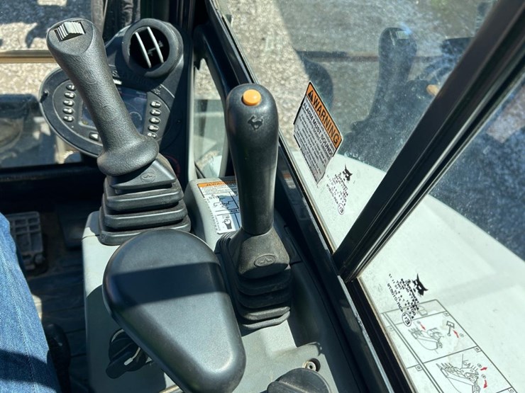 2020-bobcat-e55-image-23