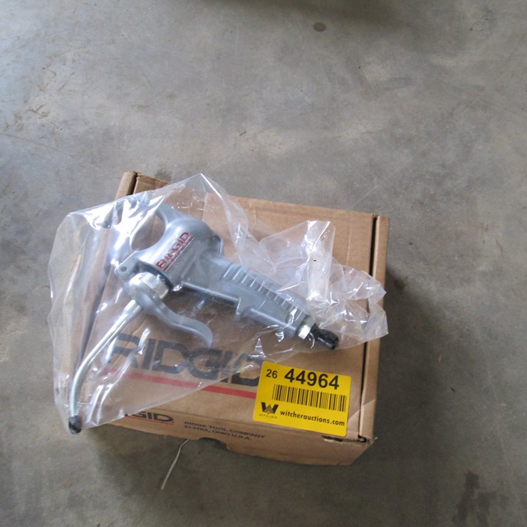 #44964 • Unused Rigid #4 Pump Oiling Gun INV#44964