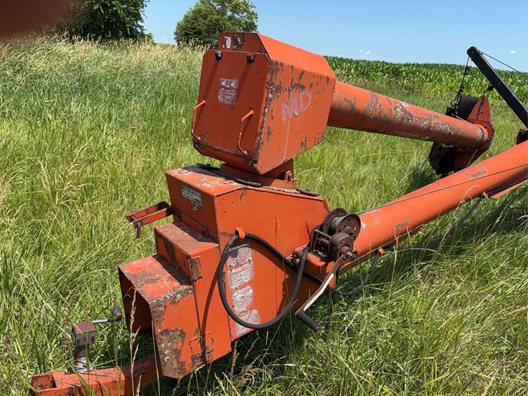 brandt-860-grain-auger-image-2