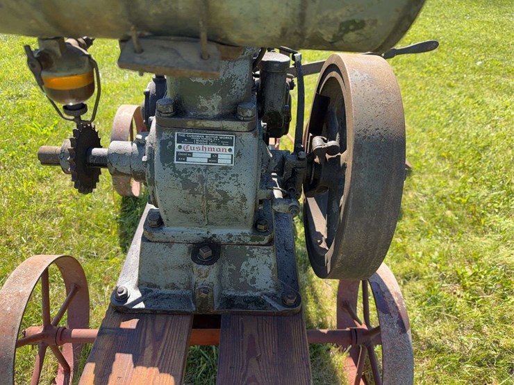(2)-cushman-engines-image-17