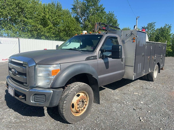 2012-ford-f550-image-1