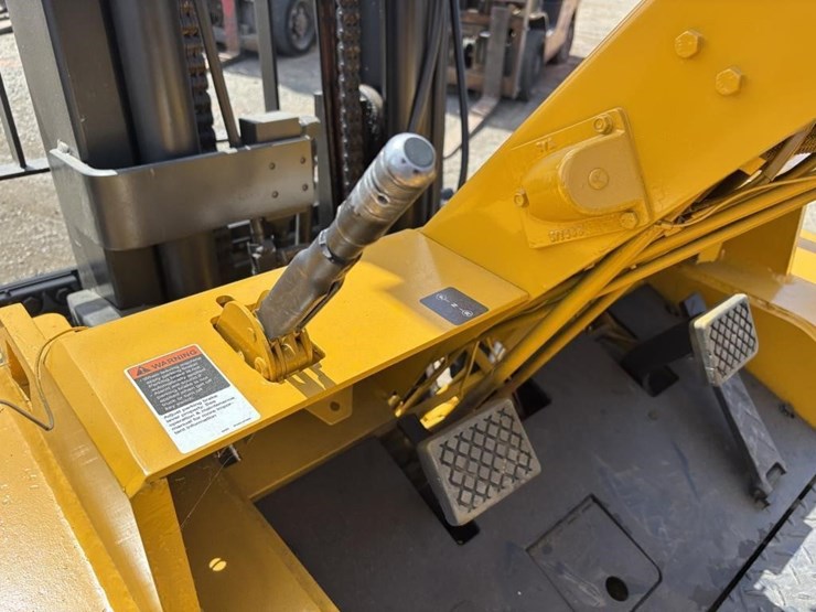 caterpillar-v80e-image-20