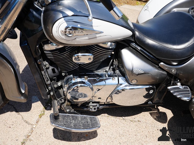 run-#13---2003-suzuki-vl800-trike-image-12