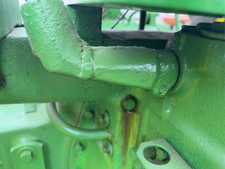 john-deere-60-image-40