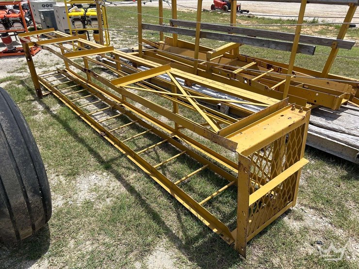 articulated-towable-scaffold-work-platform-image-4