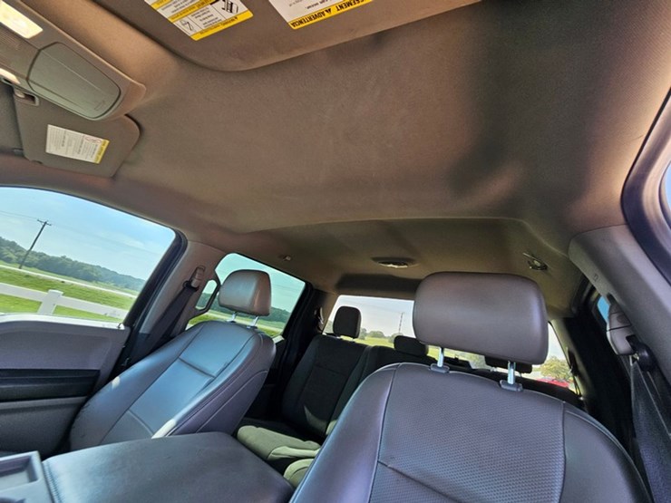 2021-ford-f350-image-38