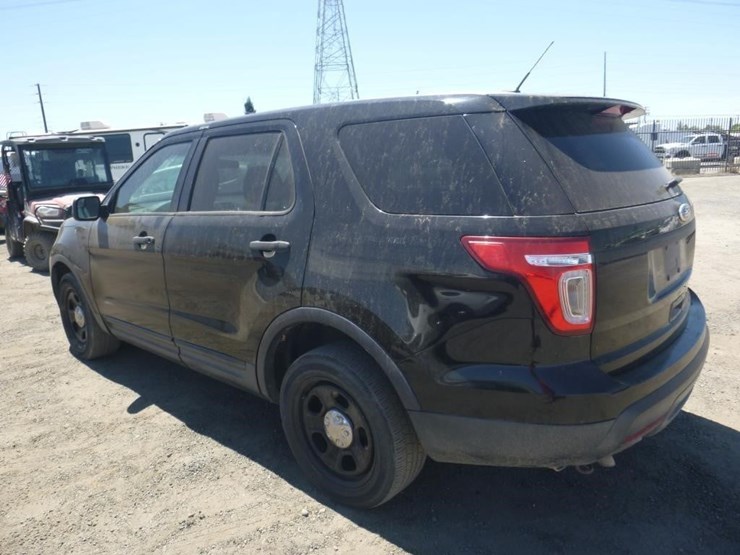 2013-ford-explorer-image-4