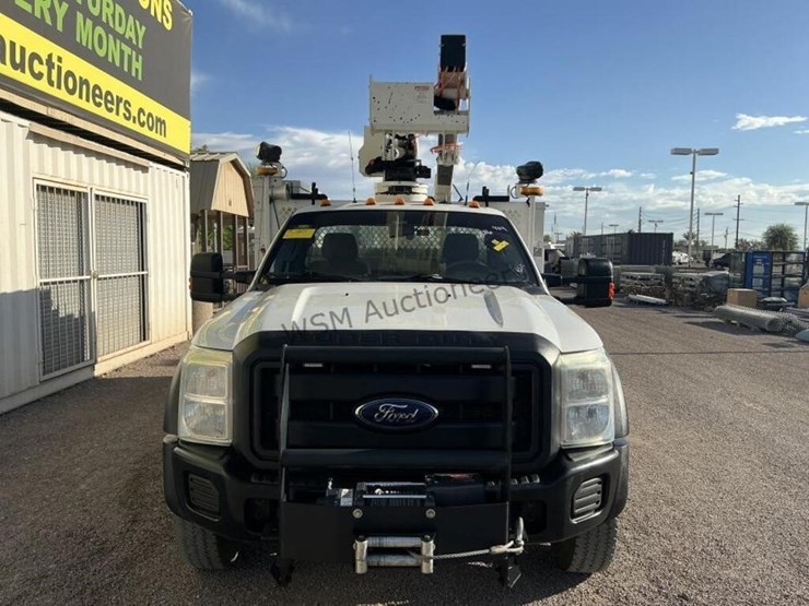2016-ford-f550-image-3