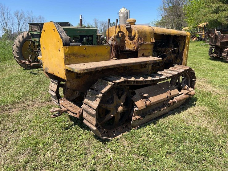 caterpillar-twenty-two-image-3
