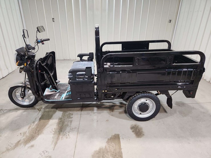electric-tricycle-image-2