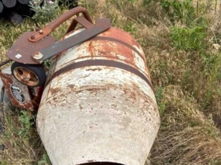 cherokee-equipment-mixer-&-stand-image-4