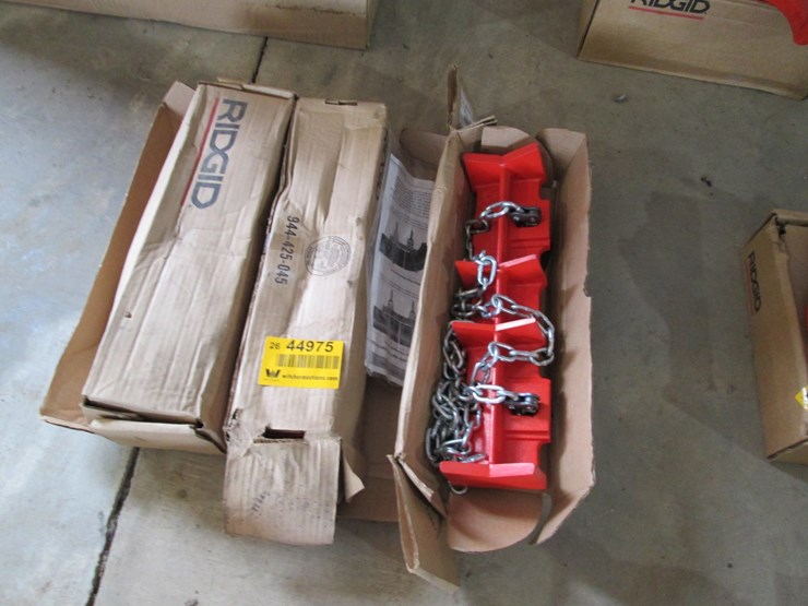 #44975-•-lot-of-(3)-rigid-welding-vise-inv#44975-image-1