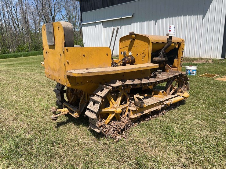 caterpillar-ten-image-3