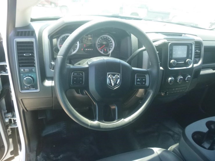 2018-dodge-2500-image-15