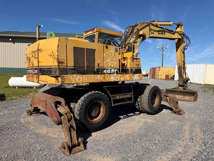 caterpillar-214b-ft-image-5