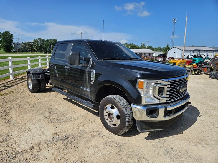 2021-ford-f350-image-7