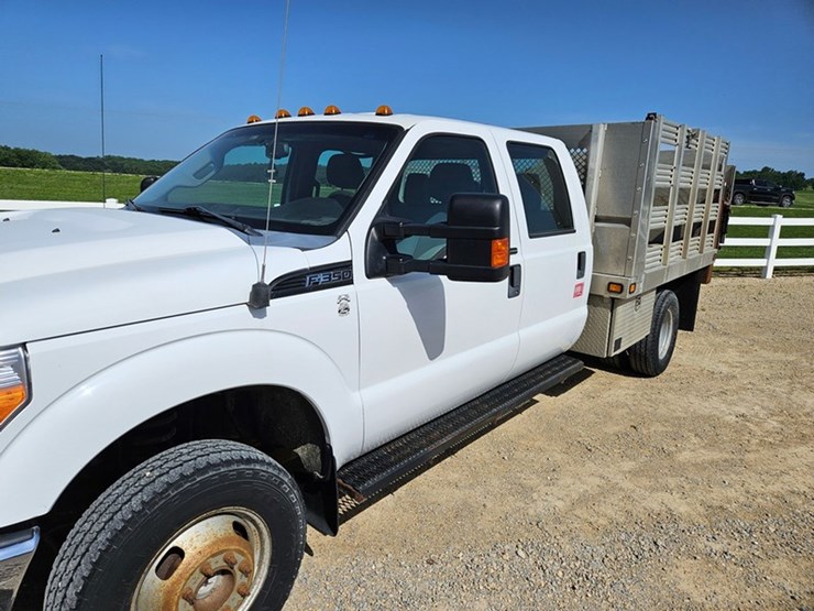 2011-ford-f350-image-10