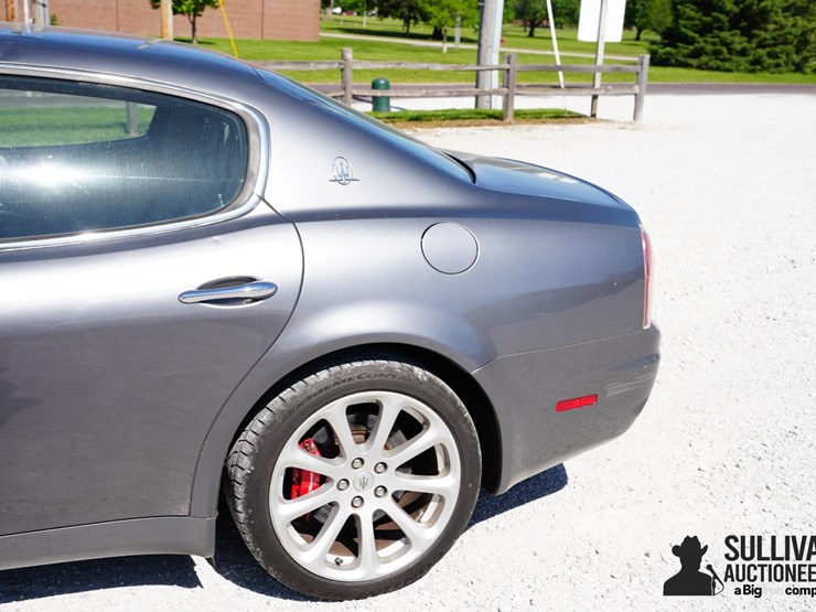 run-#43---2005-maserati-quattroporta-sedan-image-15