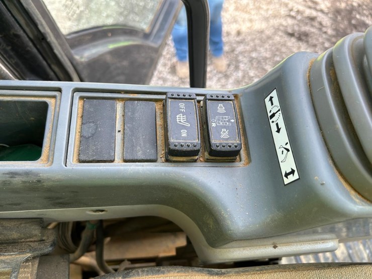 hitachi-zx350lc-6n-image-29