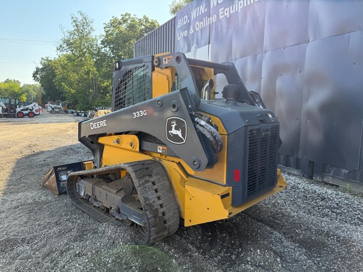 2023-deere-333g-image-2
