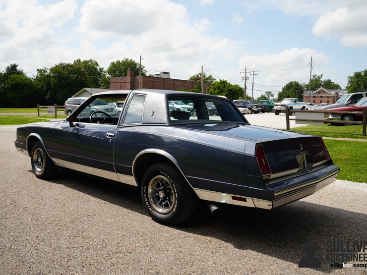 run-#70---1983-chevrolet-monte-carlo-coupe-image-7