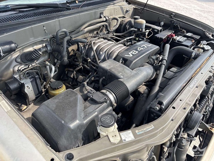 2002-toyota-sequoia-image-9