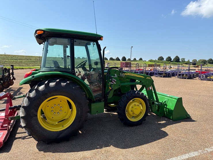 2013-john-deere-5065e-image-4