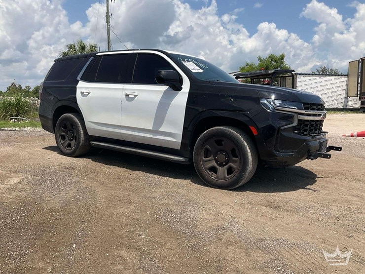 2021-chevrolet-tahoe-image-2