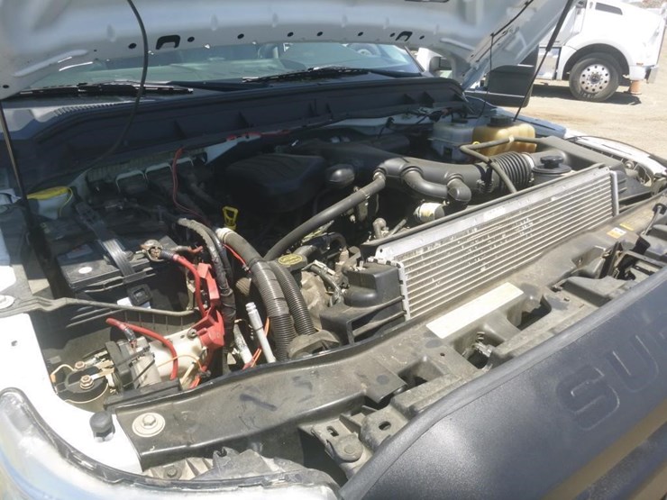 2011-ford-f550-image-19