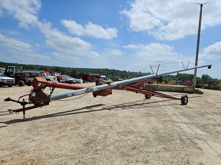 hutchinson-10x72-image-1