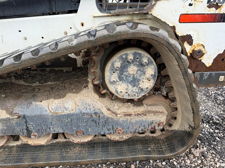 2015-bobcat-t650-image-19