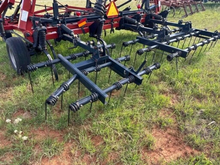 case-ih-600-image-17