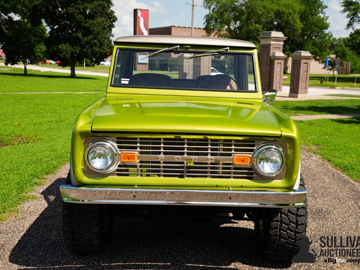 1967-ford-bronco-image-2